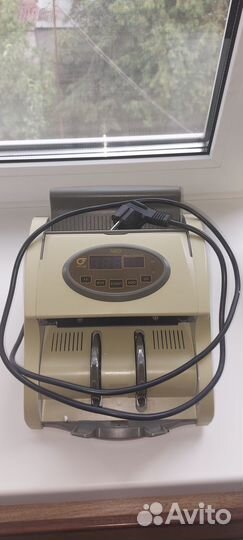 Счетчик банкнот Pro 40 U Neo