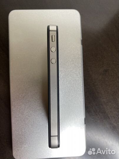 Телефон iPhone 4s,4