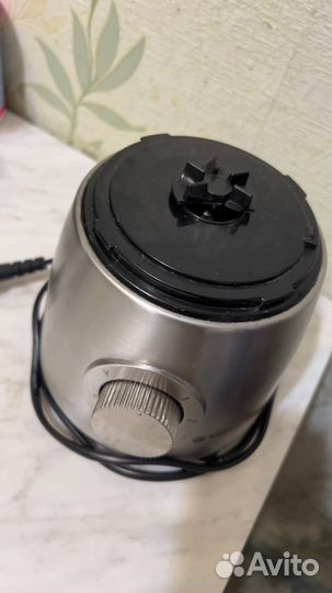 Блендер стационарный vitek со стеклянной чашей