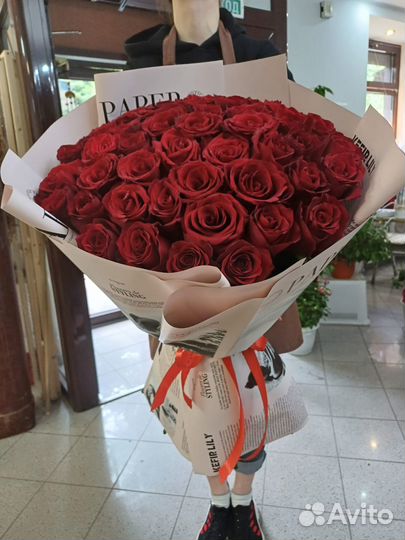 Розы Эквадор Шары Букеты доставка волгоград