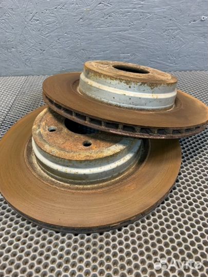 Диск тормозной задний Bmw 335 Xi E92 N54 2007