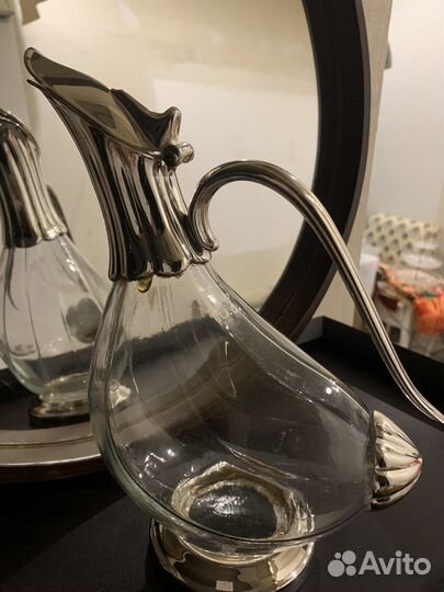 Винтаж Декантер Утка.Молочное стекло. антик