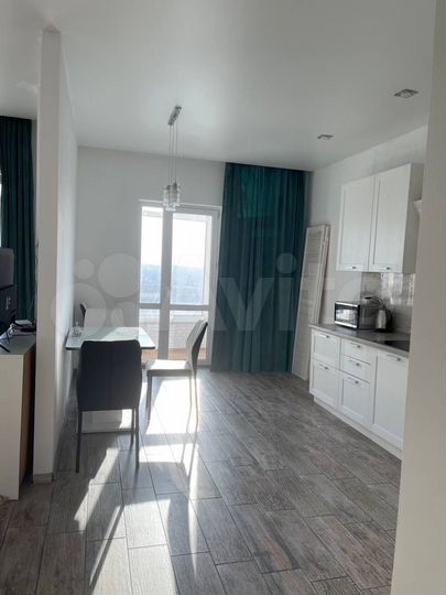 2-к. квартира, 54 м², 9/17 эт.