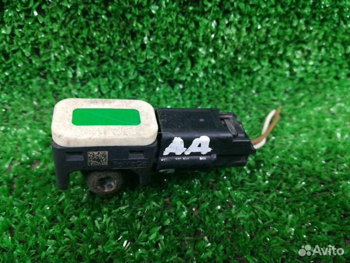 Датчик удара Ford Kuga 1 8V4114B006AA