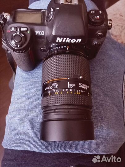 Nikon f100 с бат.ручкой
