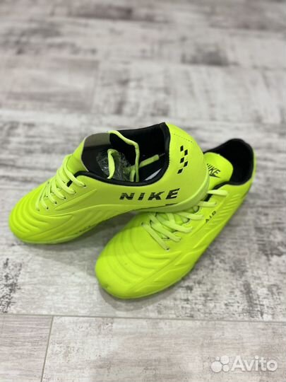 Бутсы футбольные сороконожки детские