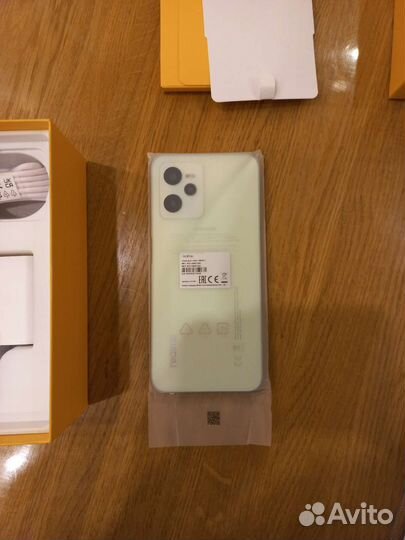 Новый Realme C35