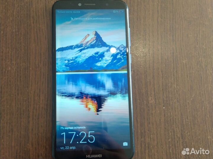 Телефон Huawei y6 бу