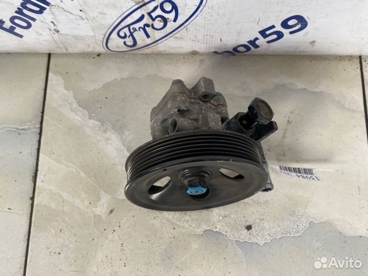 Насос гур Hyundai Santa Fe CM 2.2 (D4HB) 2010