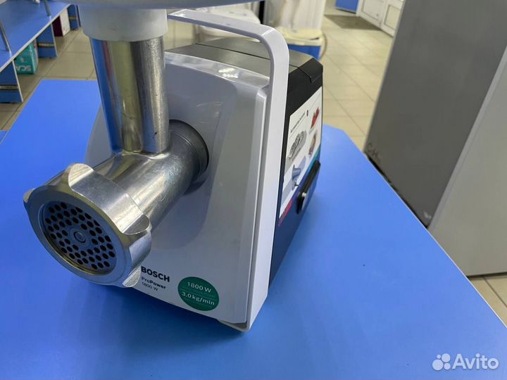 Мясорубка Bosch MFW68100