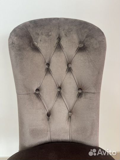 Мягкий стул