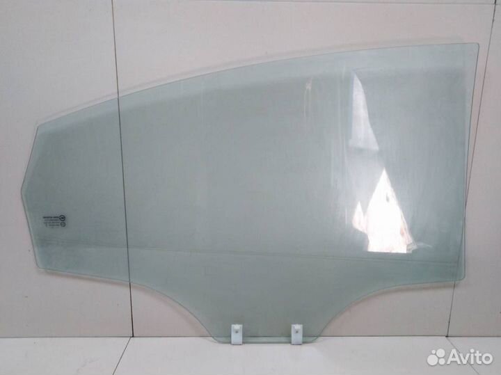 Стекло двери задней левой Hyundai Solaris 2010-201