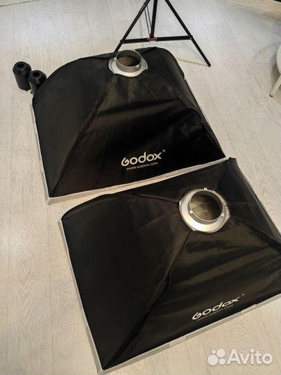 Фото оборудование вспышка, стойки, софтбоксы