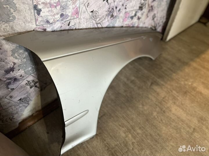 Крыло правое mark 2 90 кузов