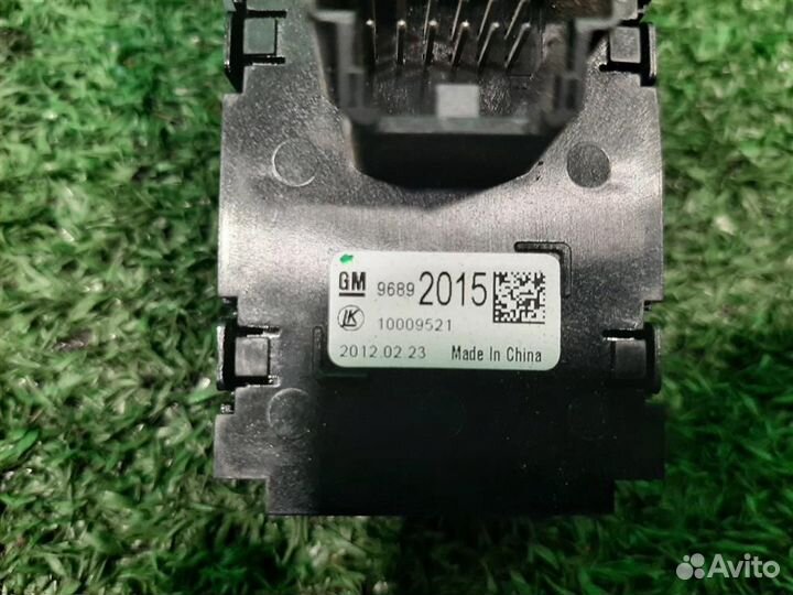 Переключатель света Chevrolet Aveo T300 2012