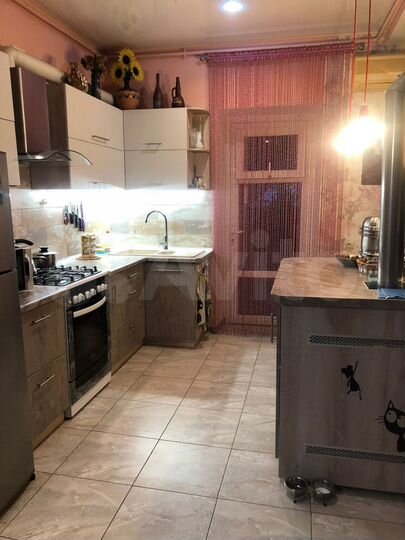 Комната 20 м² в 3-к., 1/1 эт.