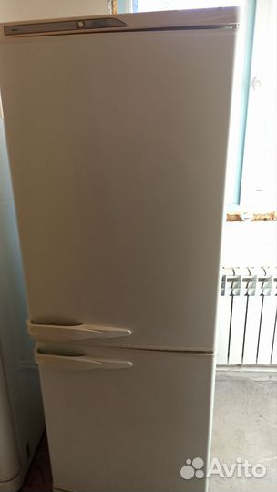 Холодильник Stinol