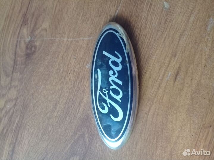 Эмблема передняя ford fusion