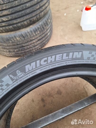 Michelin Pilot Sport 3 255/40 R20 и 285/35 R20 104Y