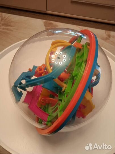 Головоломка шар-лабиринт 136 шагов