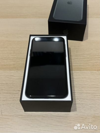 iPhone 11 Pro, 256 ГБ