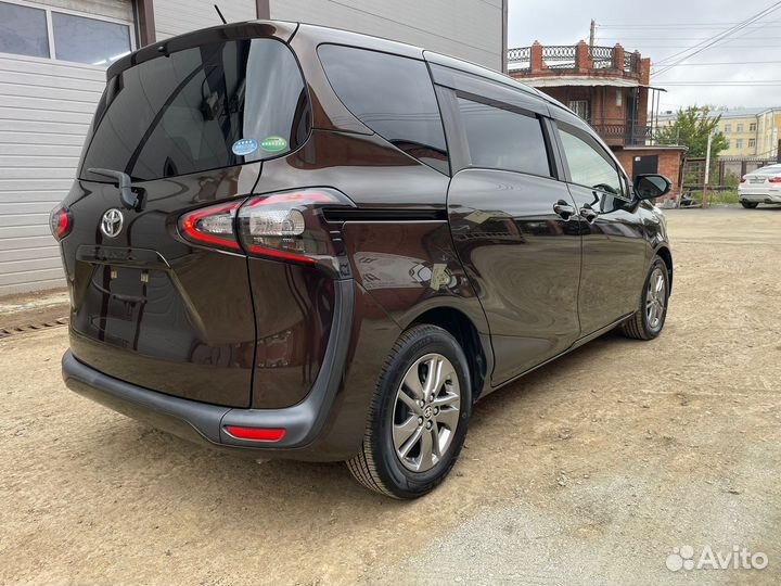 Toyota Sienta 1.5 CVT, 2018, 87 000 км