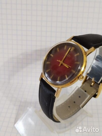 Часы Луч Де Люкс Ультра тонкий СССР Позолоченные