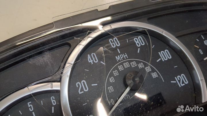 Щиток приборов Cadillac Escalade 2, 2004