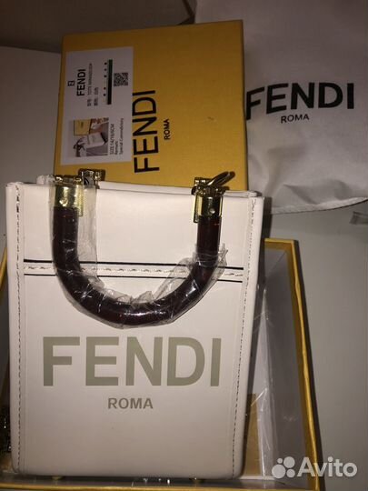 Новая сумка Fendi