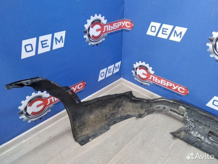 Бампер задний Hyundai Grand Santa Fe 3 Д8 2013