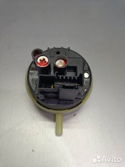 Прессостат 16002180500 стир.машины indesit