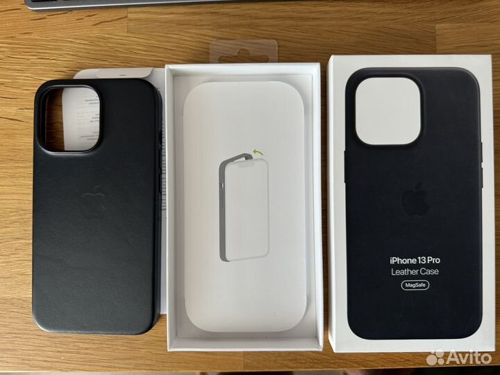 Чехол на iPhone 13 Pro кожаный