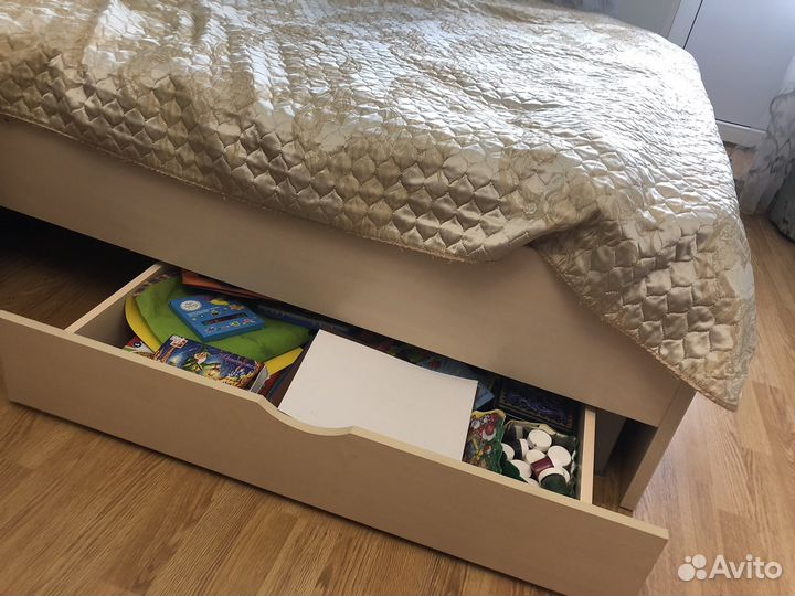 Ящики под кровать