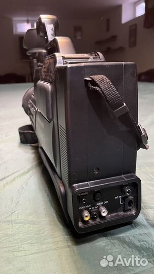 Видеокамера Panasonic m3000