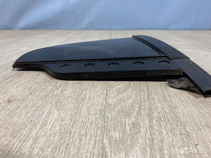 Форточка задняя правая Volvo s60 2