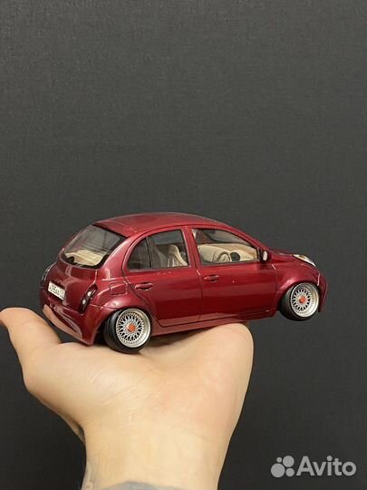 Модель Nissan March/Micra масштаб 1.24