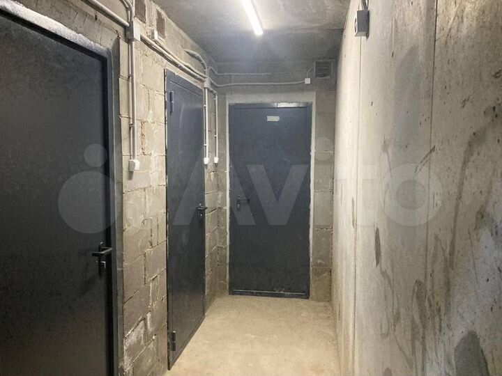 Машиноместо, 10 м²