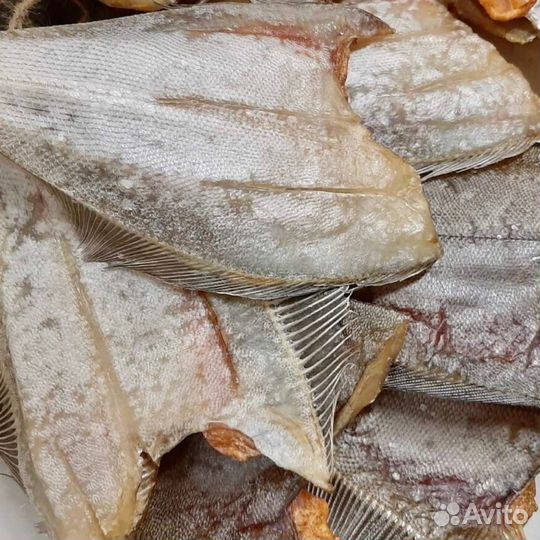 Рыба копченая холодного и горячего, вяленая