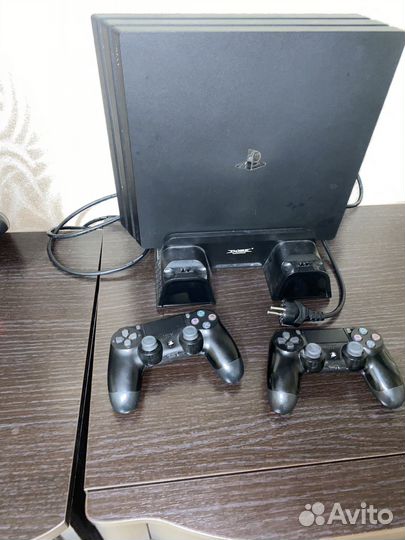 Sony playstation 4 PS4 pro 1tb