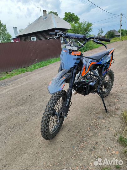 Питбайк Avantis classic kt125e