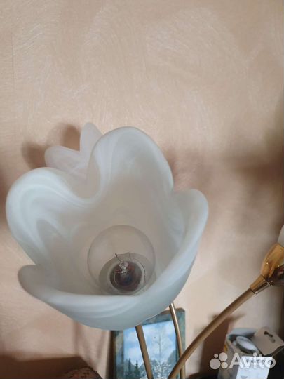 Лампа настольная