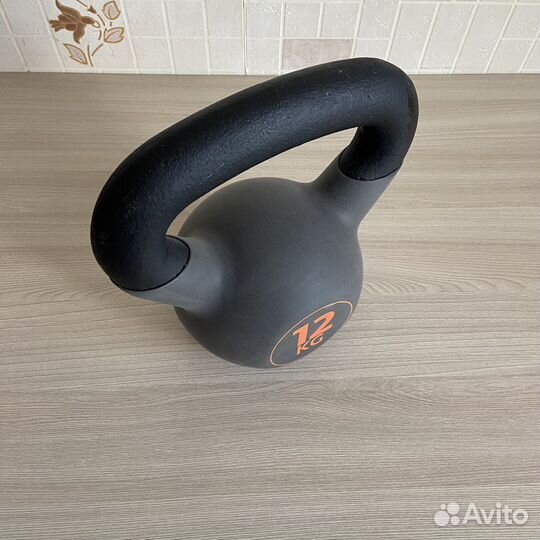 Гиря 12 кг чугунная обрезиненная Torneo