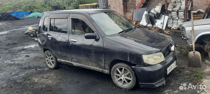 Nissan cube в разбор