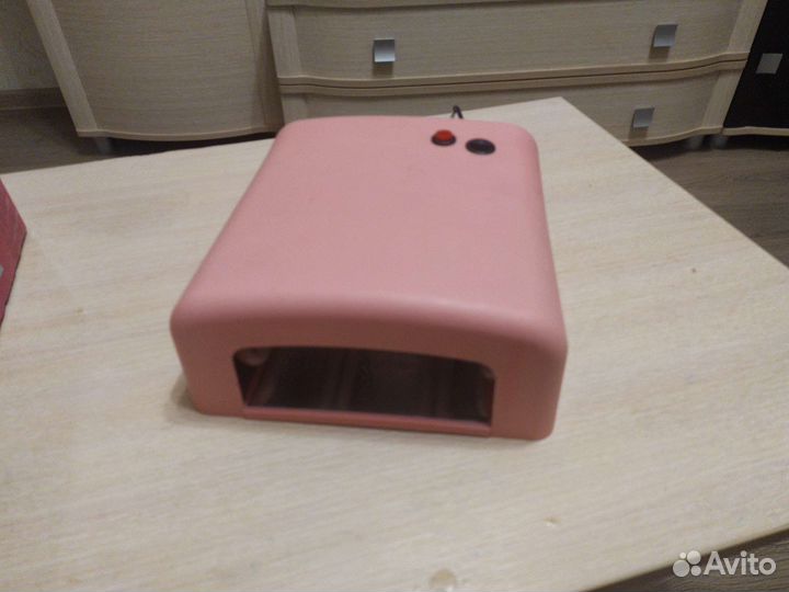 Ультрафиолетовая лампа