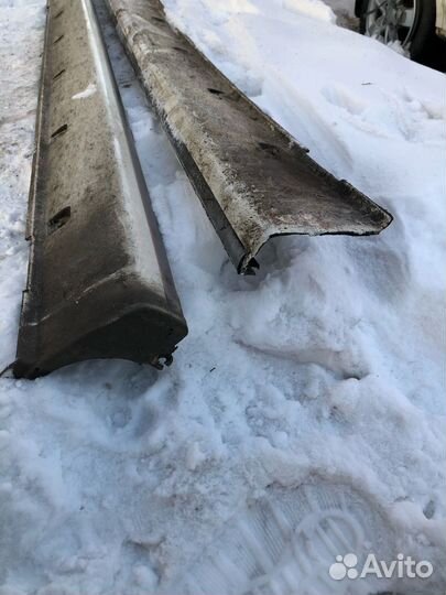 Накладки на пороги Honda avansier