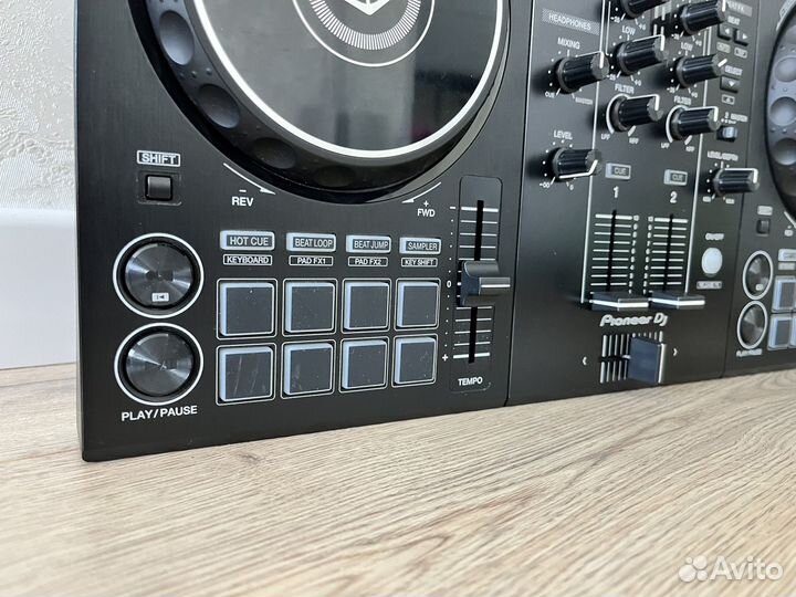 Pioneer DDJ-400 Dj-контроллер