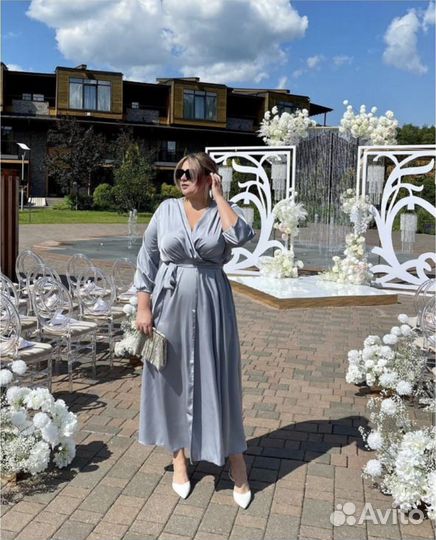 Атласное платье на запах plus size