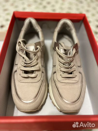 Обувь женская 36 размер