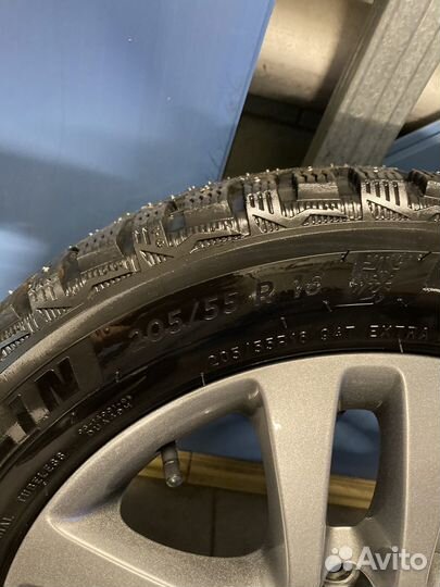 Michelin X-Ice North 4 205/55 R16