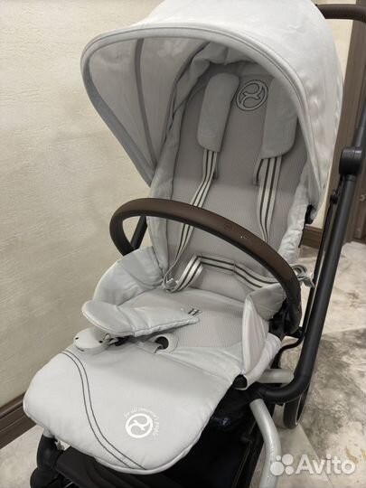 Прогулочная коляска Cybex Eezy S Twist+ 2 SLV